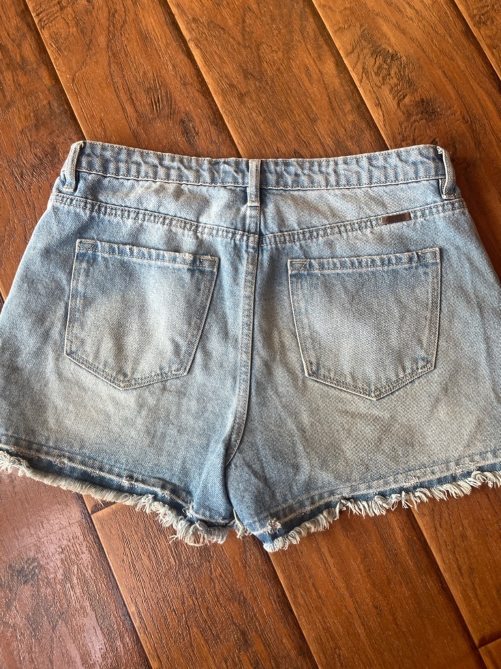 KanCan Light Blue Distressed Button-Front Denim Shorts - Size Large - Picture 6 of 7